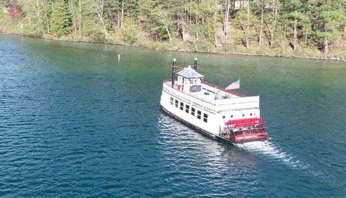 Chief Waupaca cruise tour boat on the Chain O' Lakes at Clear Water Harbor restaurant and bar in Waupaca, WI